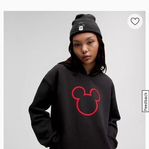 lululemon athletica Black Sweater with Red Accent New No Tags Size Medium